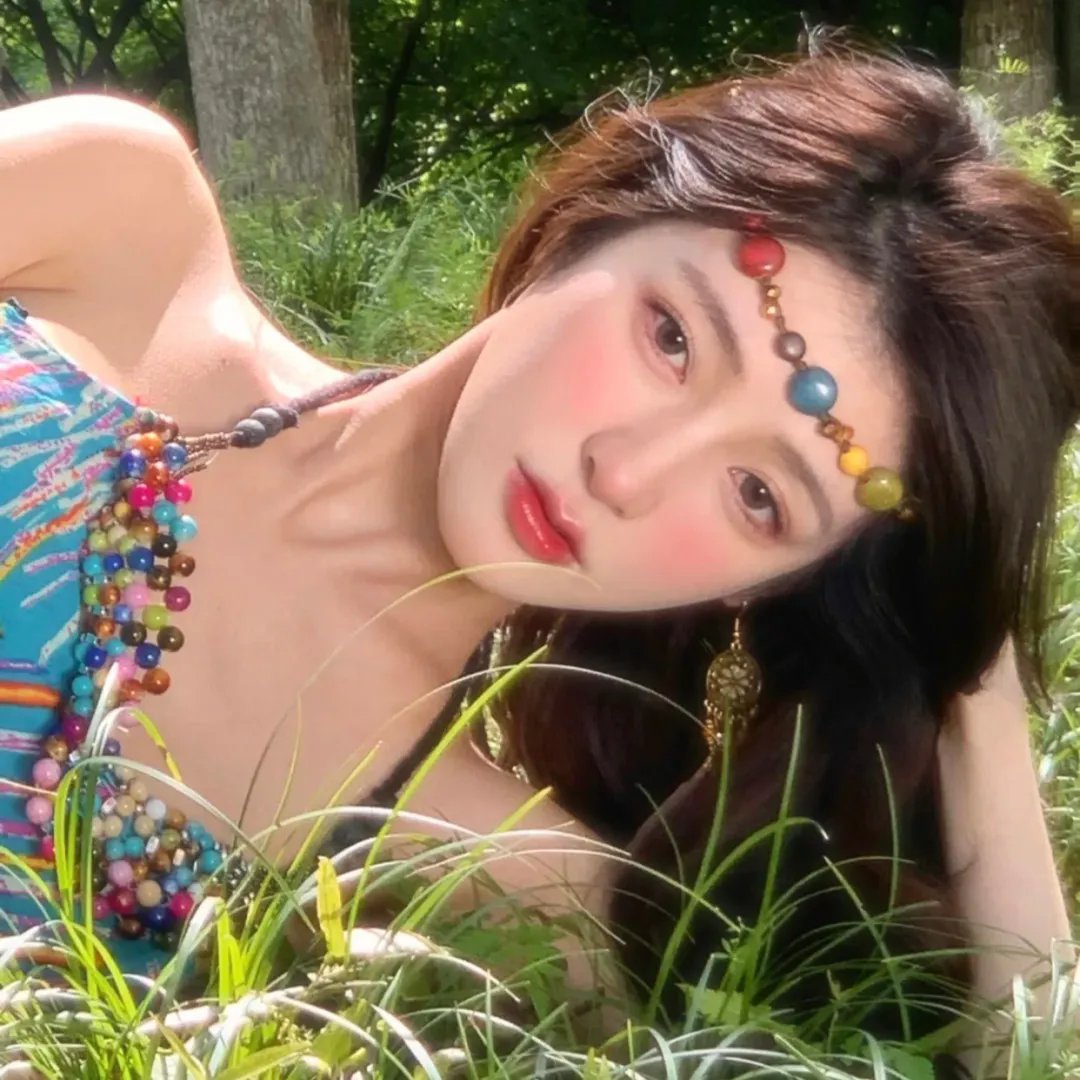 村主任和他的女友